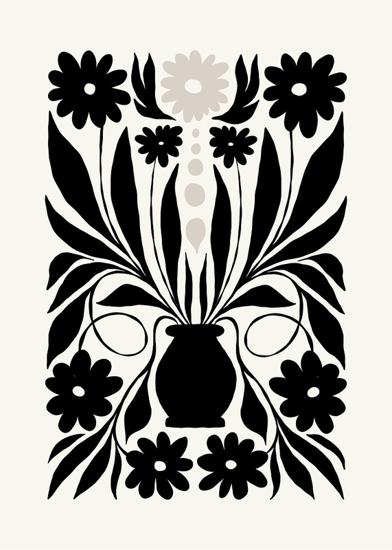 Black and white floral vase.jpg